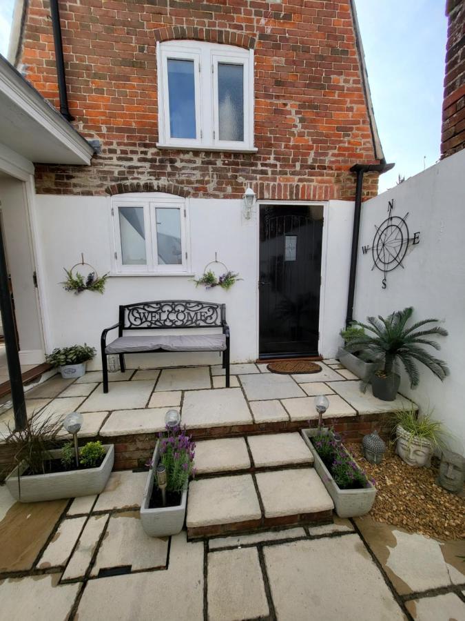The Coach House Villa Уеймут Екстериор снимка